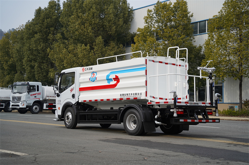 東風股份K6藍牌灑水車 7方（燃油車）
