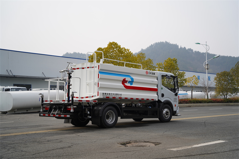 東風股份K6藍牌灑水車 7方（燃油車）