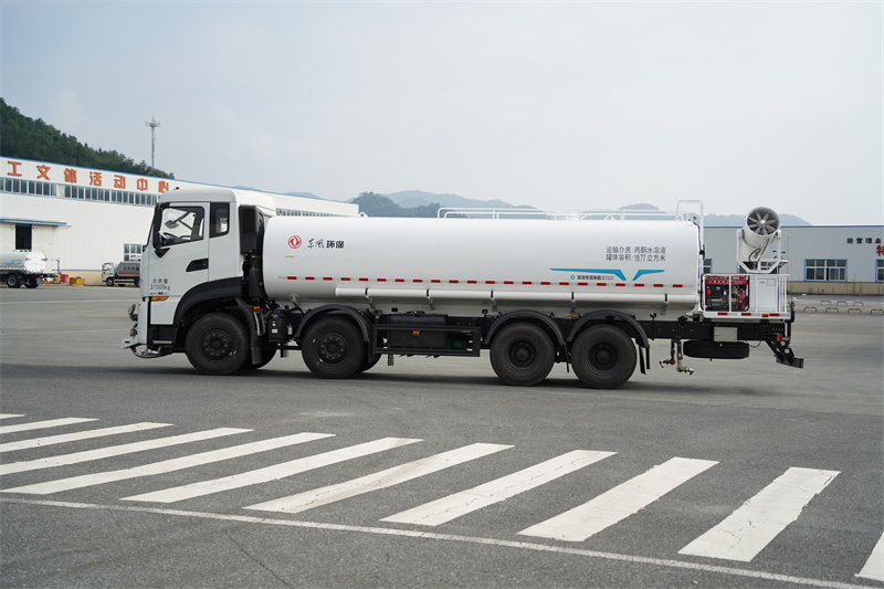 東風(fēng)天龍KL灑水車 24方（燃油車） EQ5310GPSSDF6
